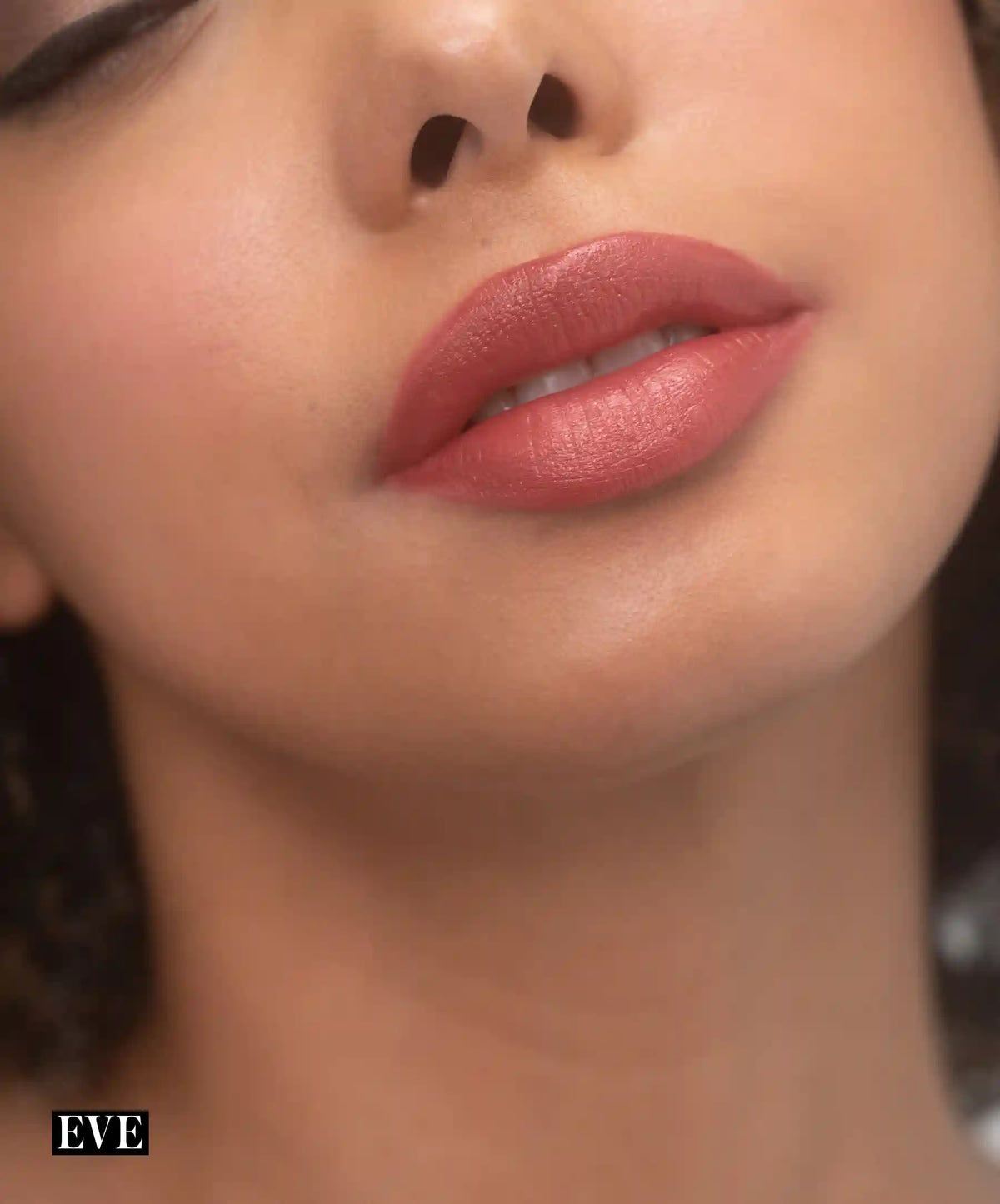 Legendary Serum Lipstick