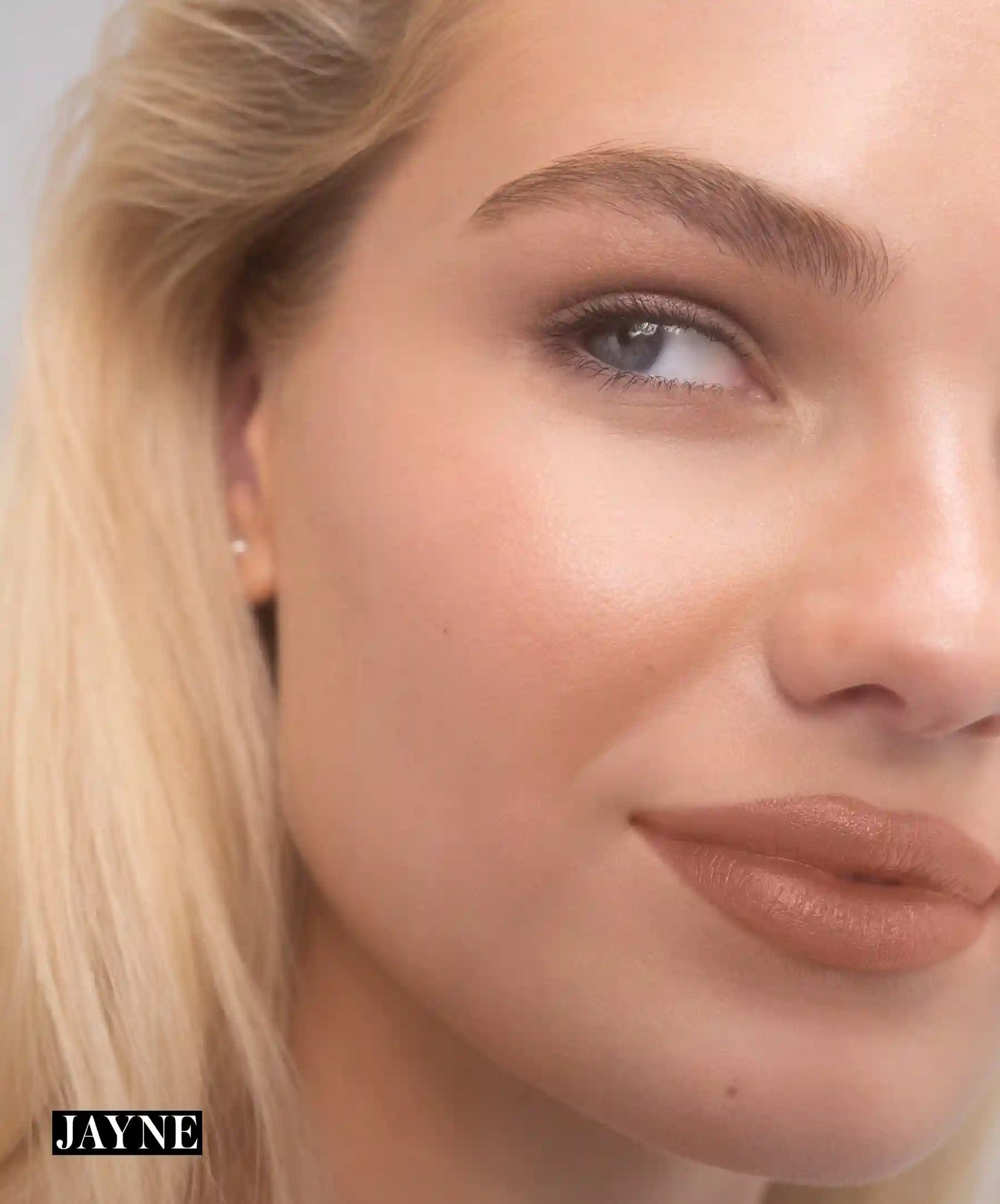 Legendary Serum Lipstick