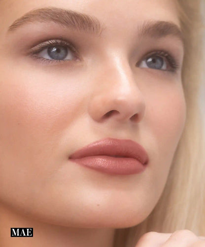 Legendary Serum Lipstick